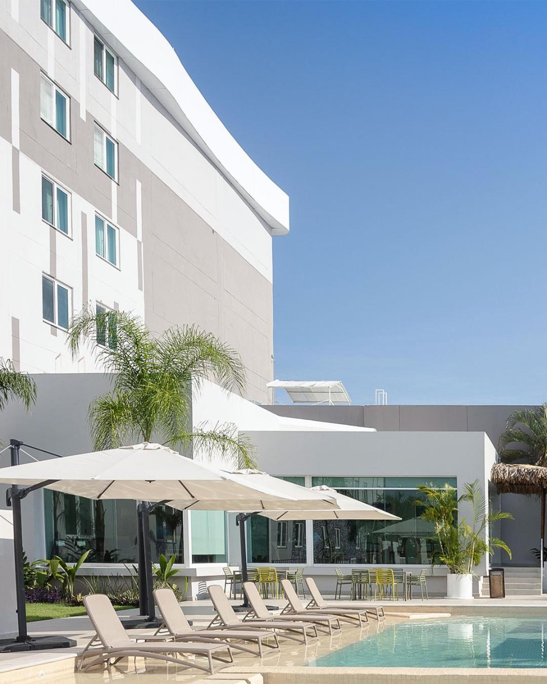 Holiday Inn Express Tapachula By Ihg Exterior photo