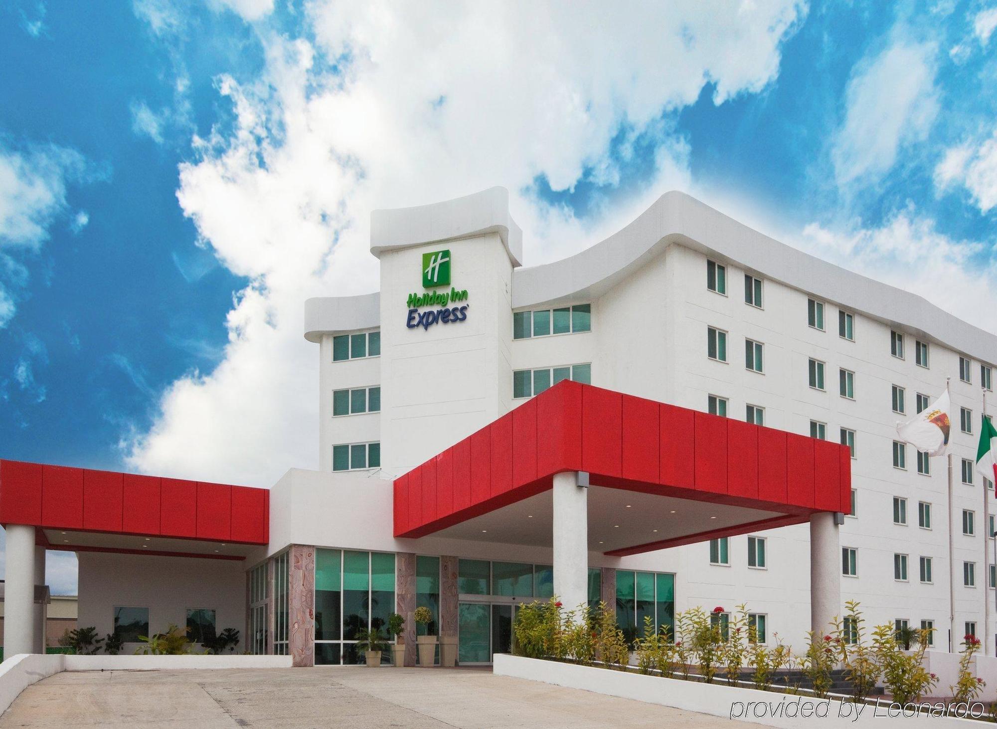Holiday Inn Express Tapachula By Ihg Exterior photo