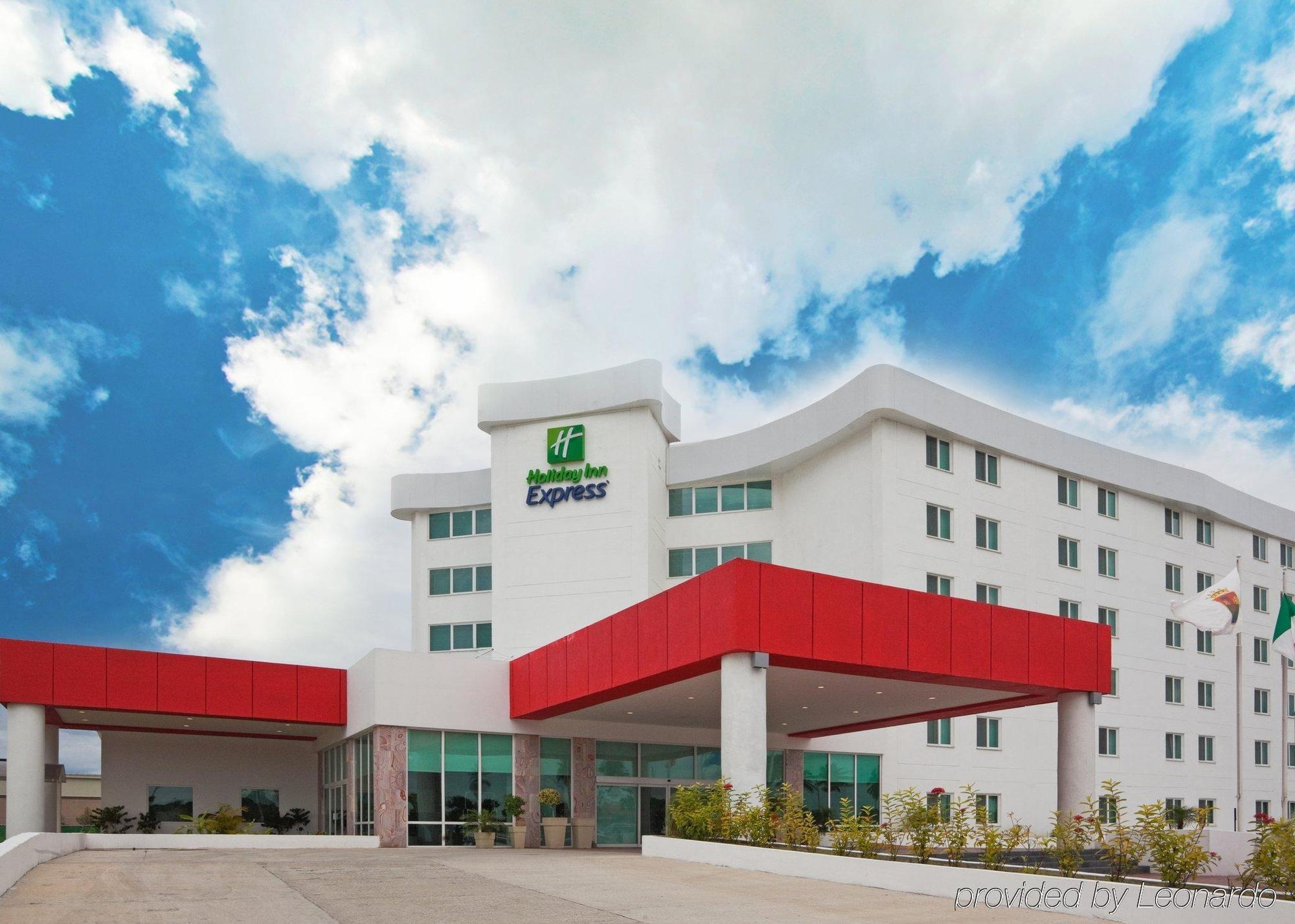Holiday Inn Express Tapachula By Ihg Exterior photo