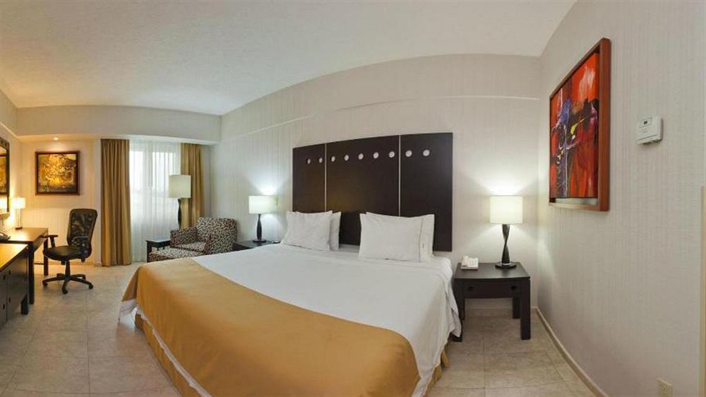 Holiday Inn Express Tapachula By Ihg Exterior photo