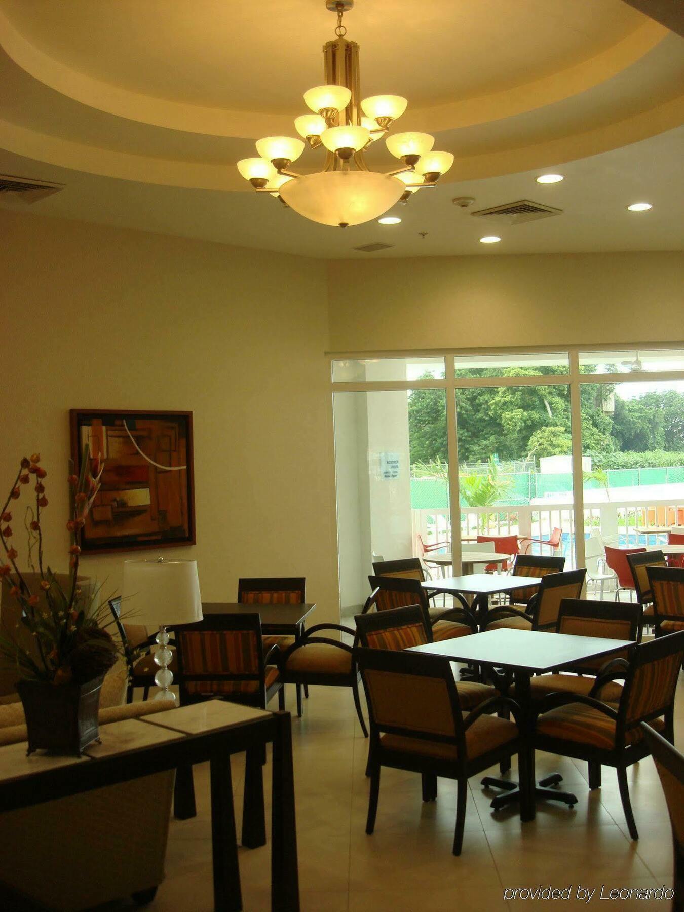 Holiday Inn Express Tapachula By Ihg Exterior photo